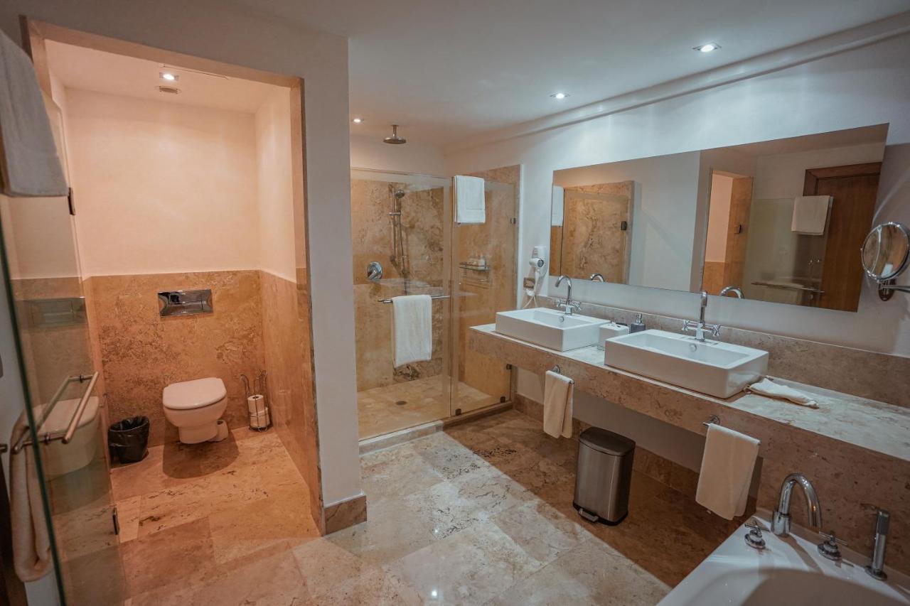 La Amada Condo With Marina View Cancún Exterior foto